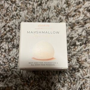 Coco Cosmetics Marshmallow Sponge